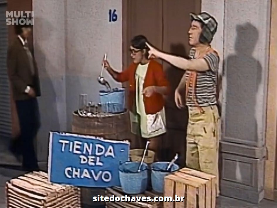 Chiquinha e Chaves vendendo refresco em cima do barril na Tienda del Chavo